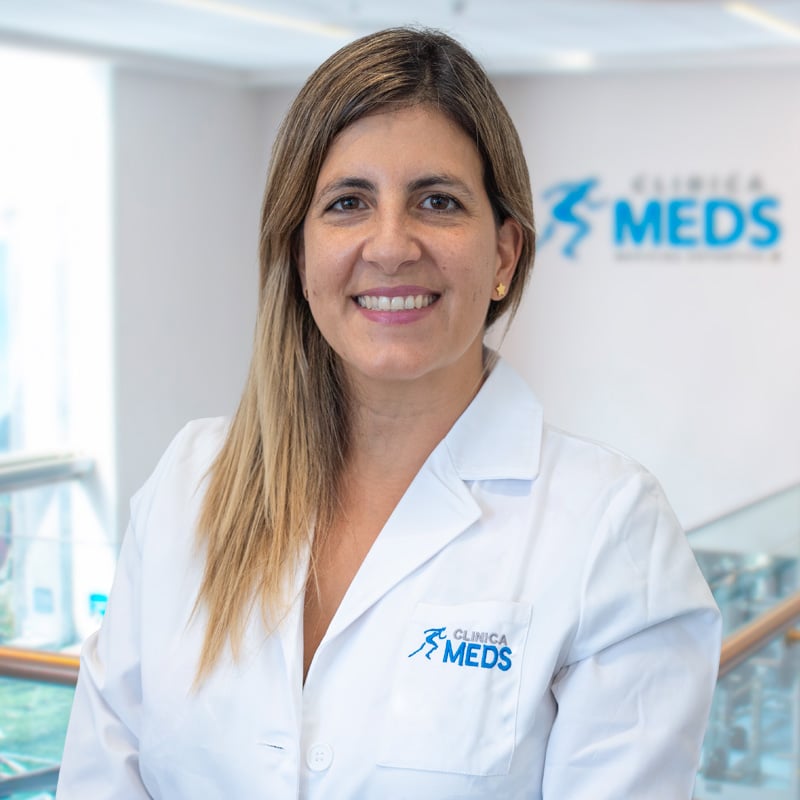Nicole Kassis | Clínica MEDS