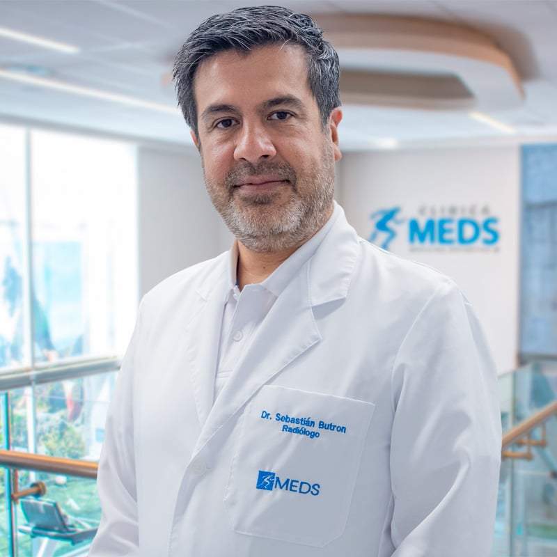 Sebastián Butrón Bavestrello | Clínica MEDS