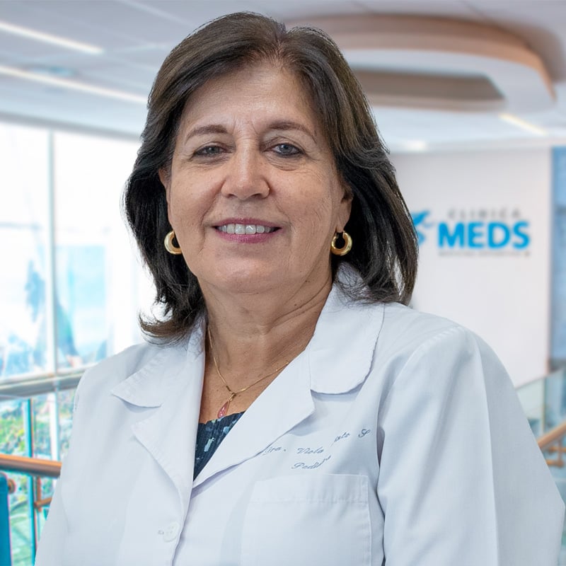 Viola Pinto Soto | Clínica MEDS